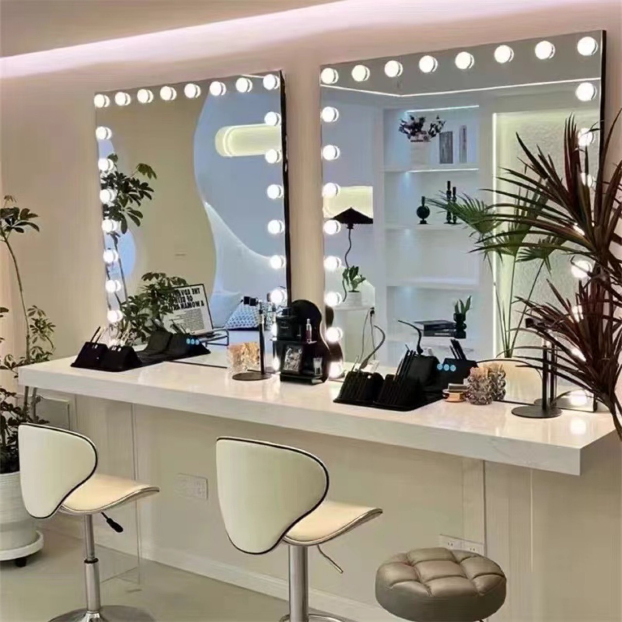 Makeup Vanity Table with Lamp  - Beauty Makeup Studio ulasan dan harga